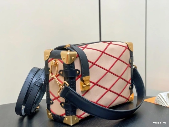 PM-21*14*6CM Trunk VUITTON LOUIS Side 0822